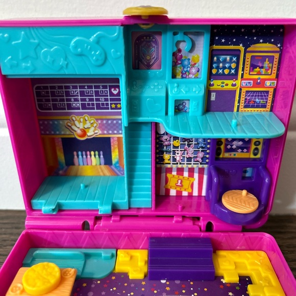 Polly Pocket Pink RACE & ROCK
ARCADE - Picture 6 of 6
